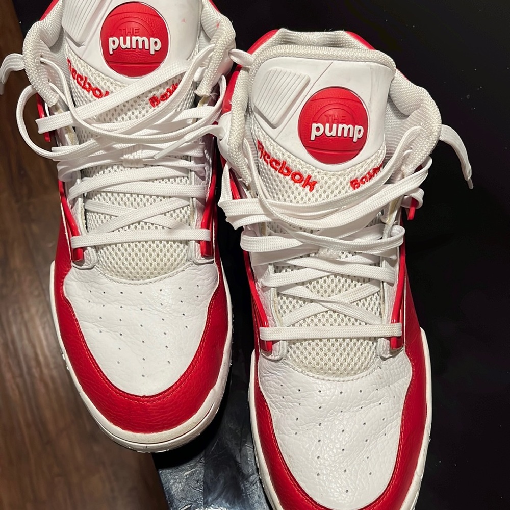 Throw back, Reebok pumps size 12